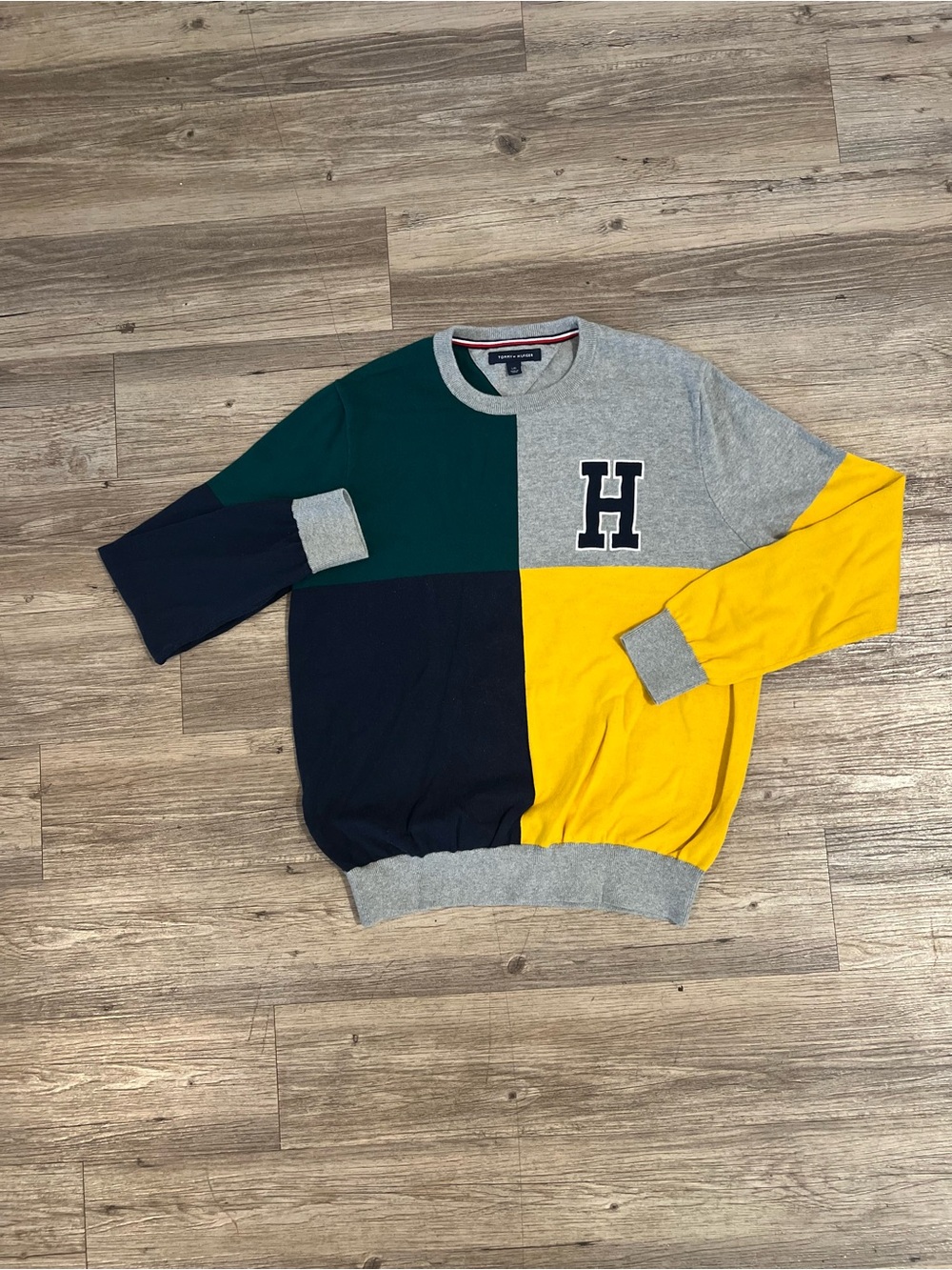 Tommy Hilfiger Sweater Men’s L Multicolor Colorblock Long Sleeve Crew Neck
